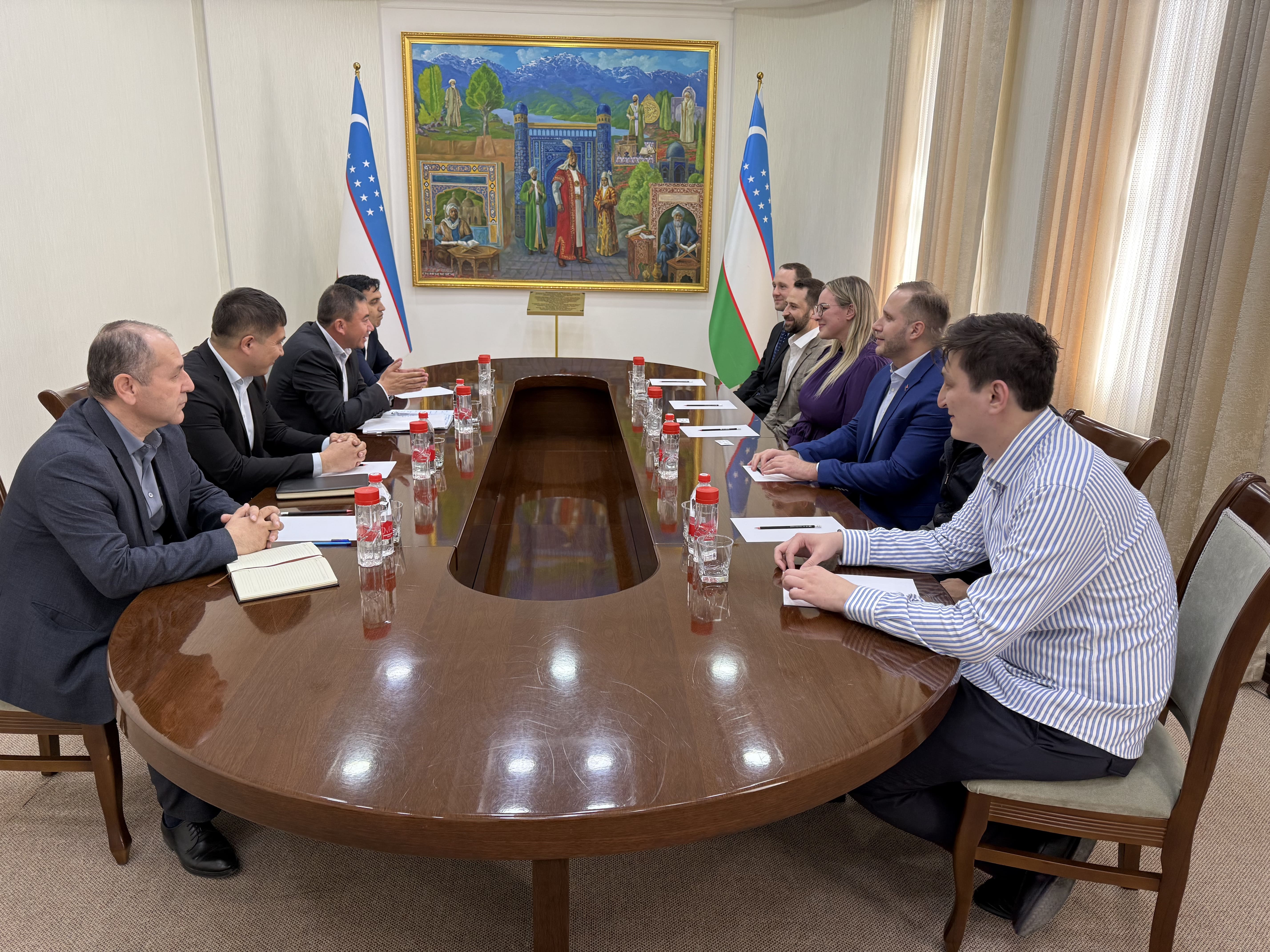 Moravio in Uzbekistan